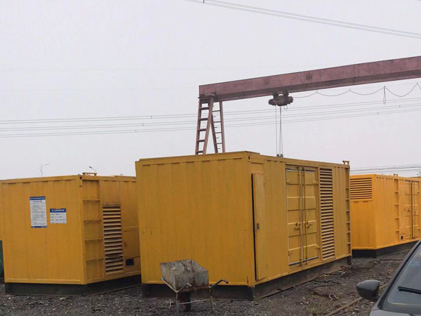瑞溪镇100kw柴油发电机组每小时油耗？